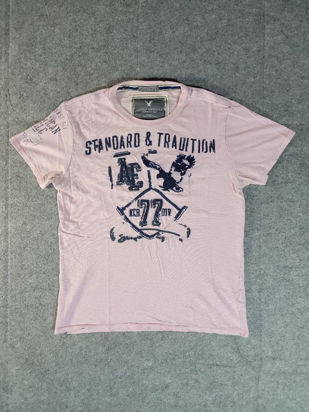 American Eagle Outfitters Y2K Pink Graphic T-Shirt Vintage Fit Mens Small